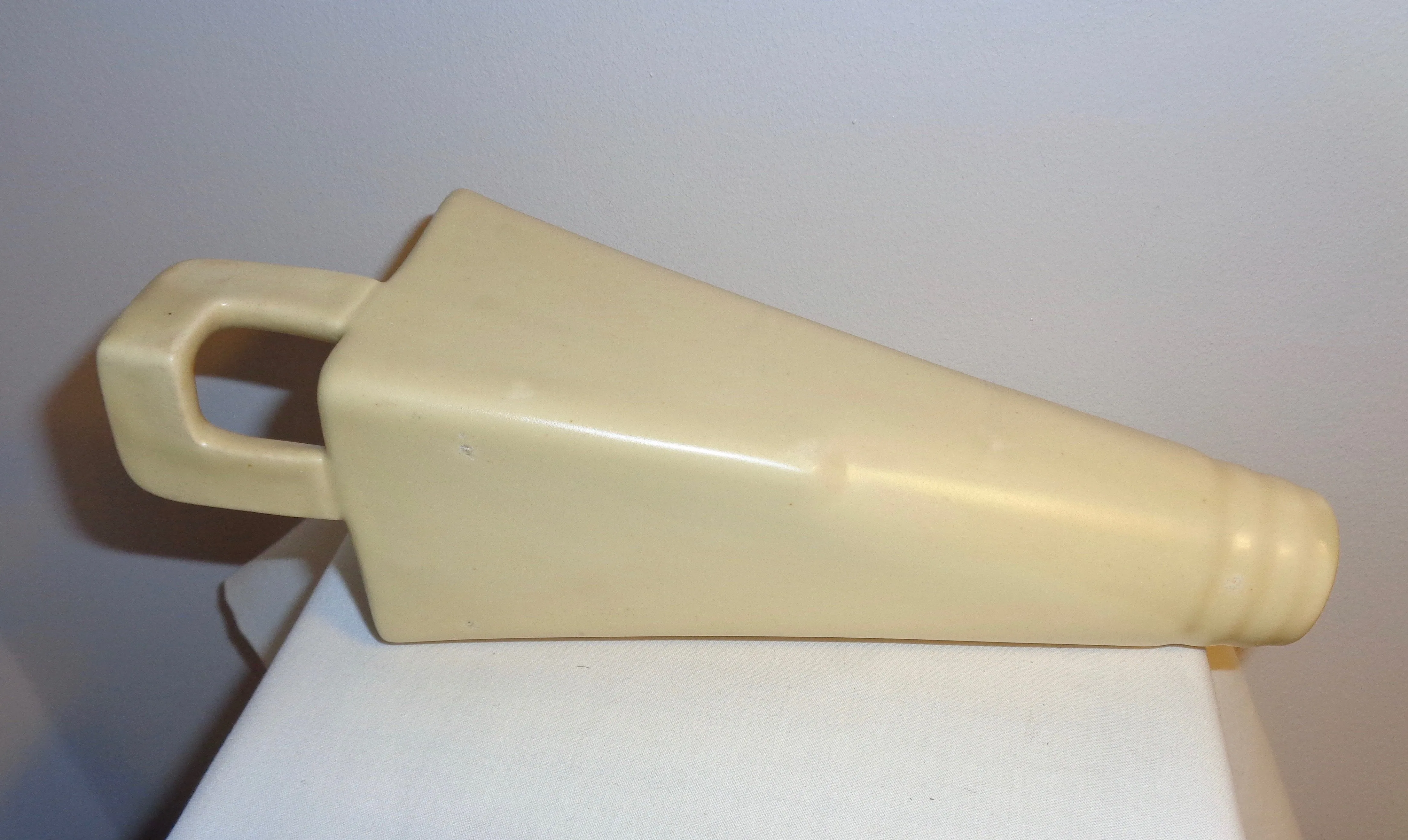 Art Deco 1930s Gray's Pottery Corner Wall Pocket Vase