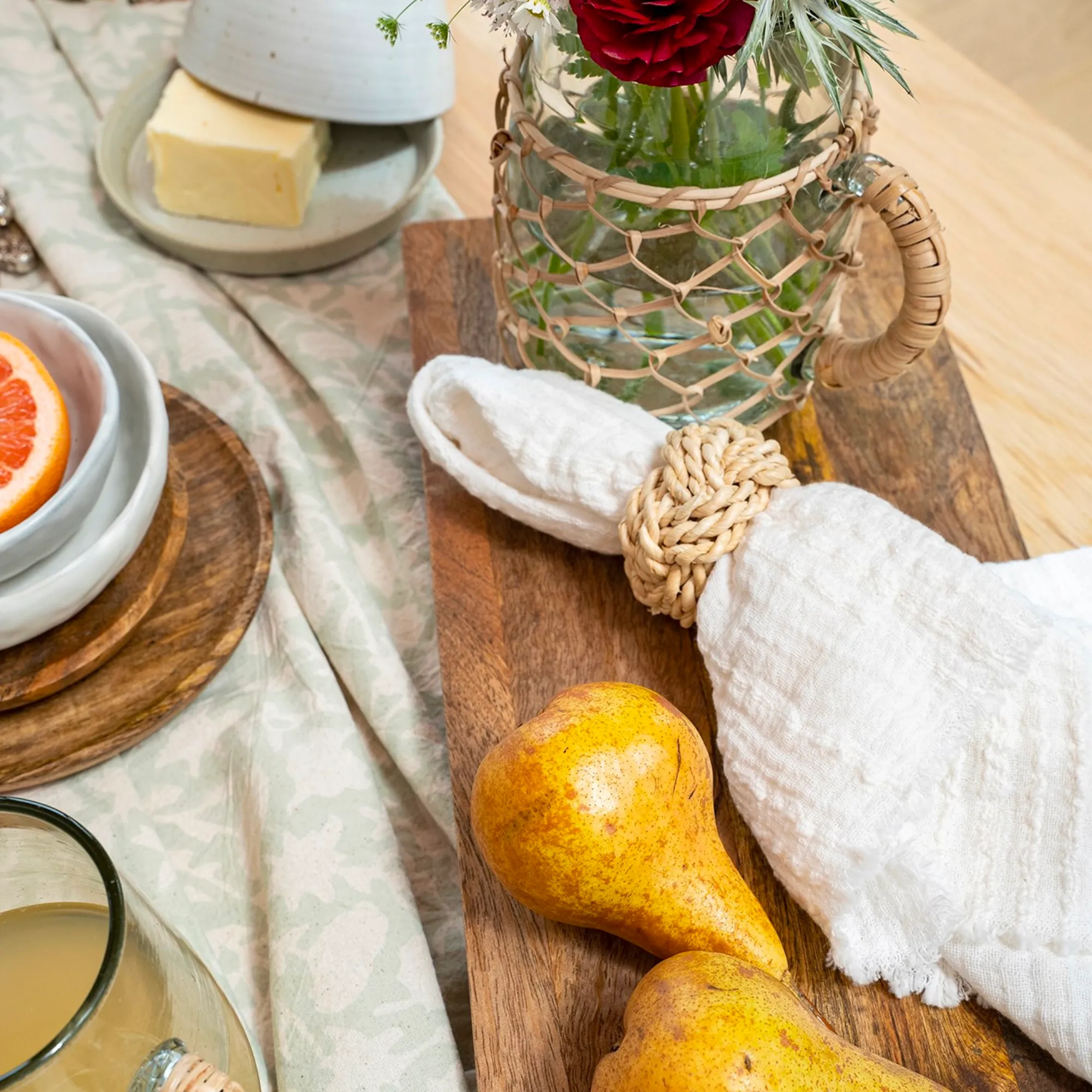 Bella Footed Tray