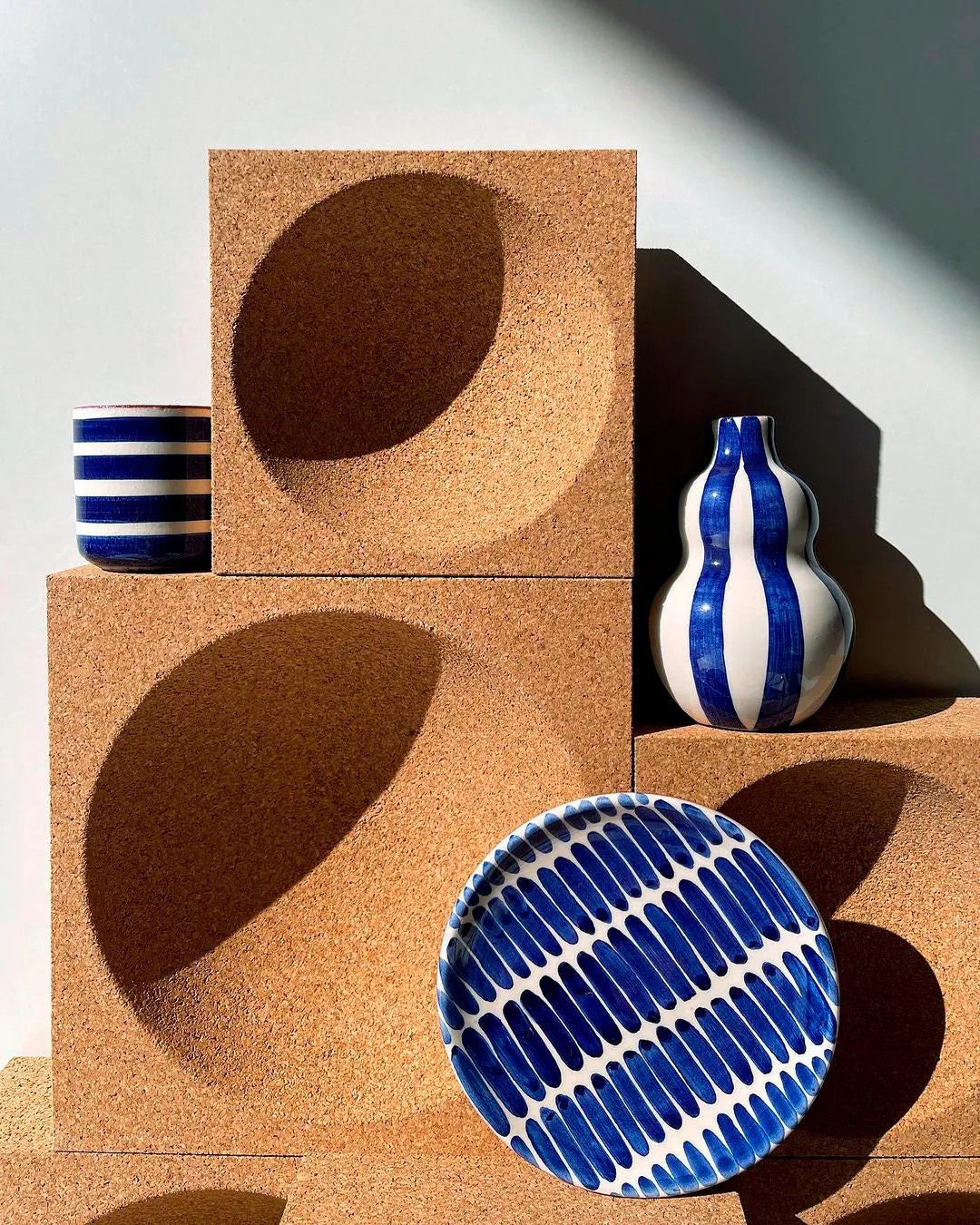 Casa Cubista Dash Pattern Plates in Blue