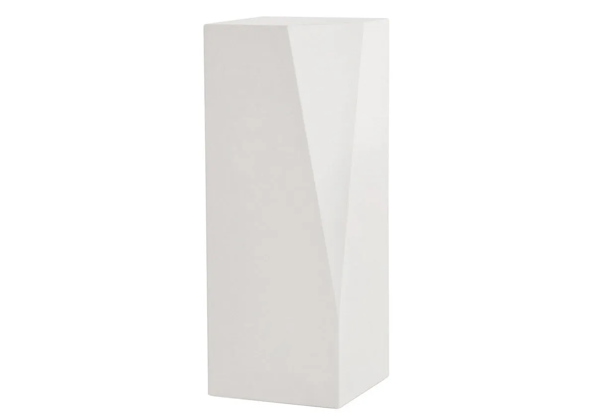 FACET PEDESTAL