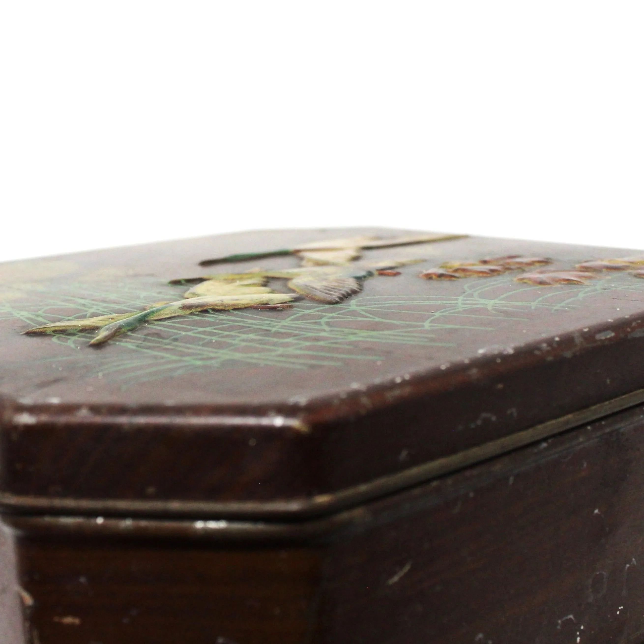 Gift Tin / Cookie Tin, Flying Mallard Ducks Tin, Metal Box Co, England Vintage