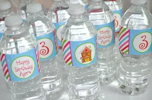 Gingerbread Party Water Bottle Labels, Holiday, Winter Birthday Party Decorations, Christmas Party Decorations - Set of 10