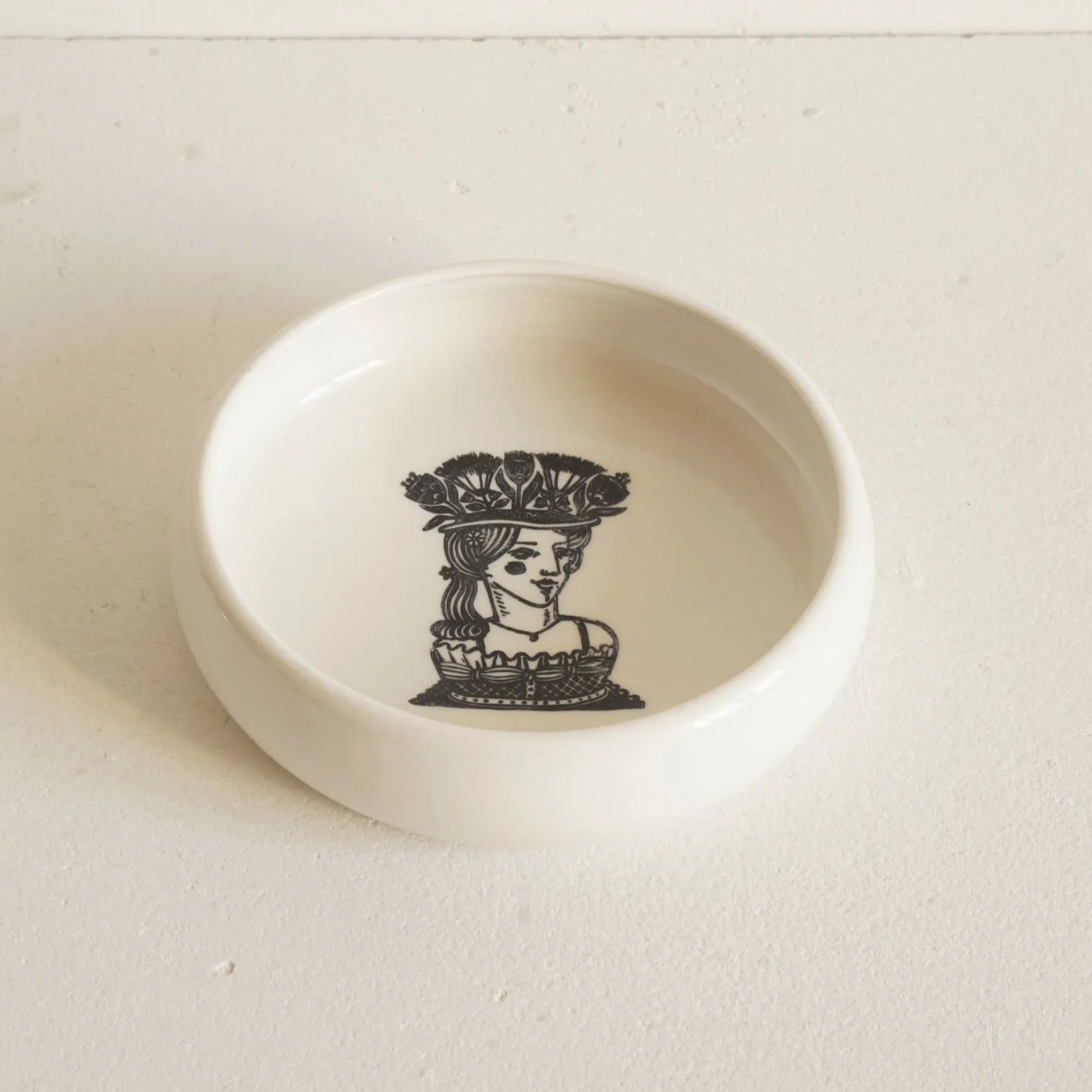Limited Edition Collection with Sarah Venus – Flat Bowl