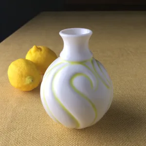 Paisley-Leaf Bud-Vase