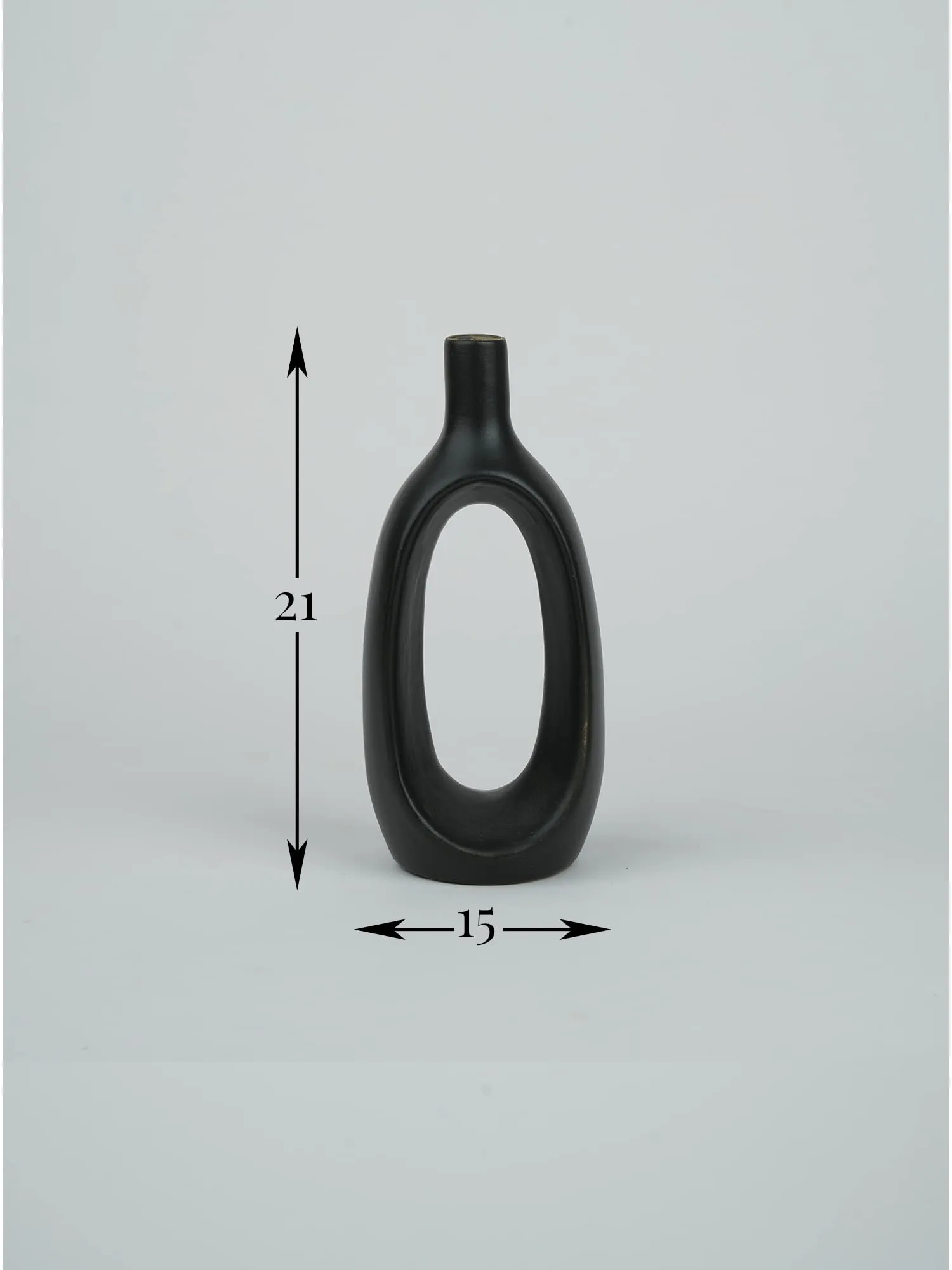 Purezento Modern Decorative Kieko Donut Vases for Home Decor | Centerpieces | Kitchen | Office or Living Room with Unique Quality for Center Table, Flowers Pot, Bedroom Side Corners (Black,8 Inch)