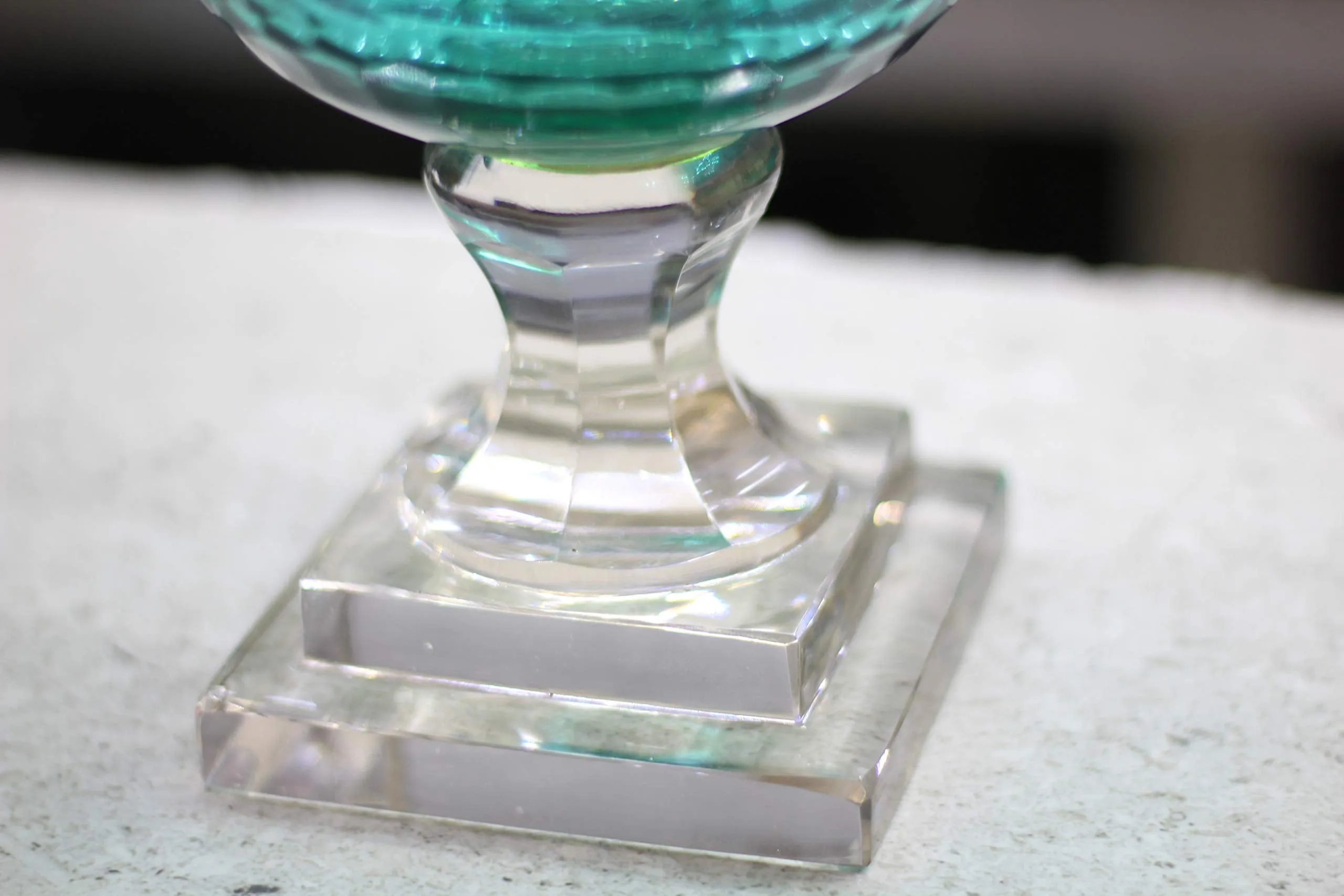 SHOBHANA ENTERPRISES Honeycomb Cut Engraved Hurricane Glass Vase for Home Décor (Aqua Blue, Size: 15 * 40 cm)