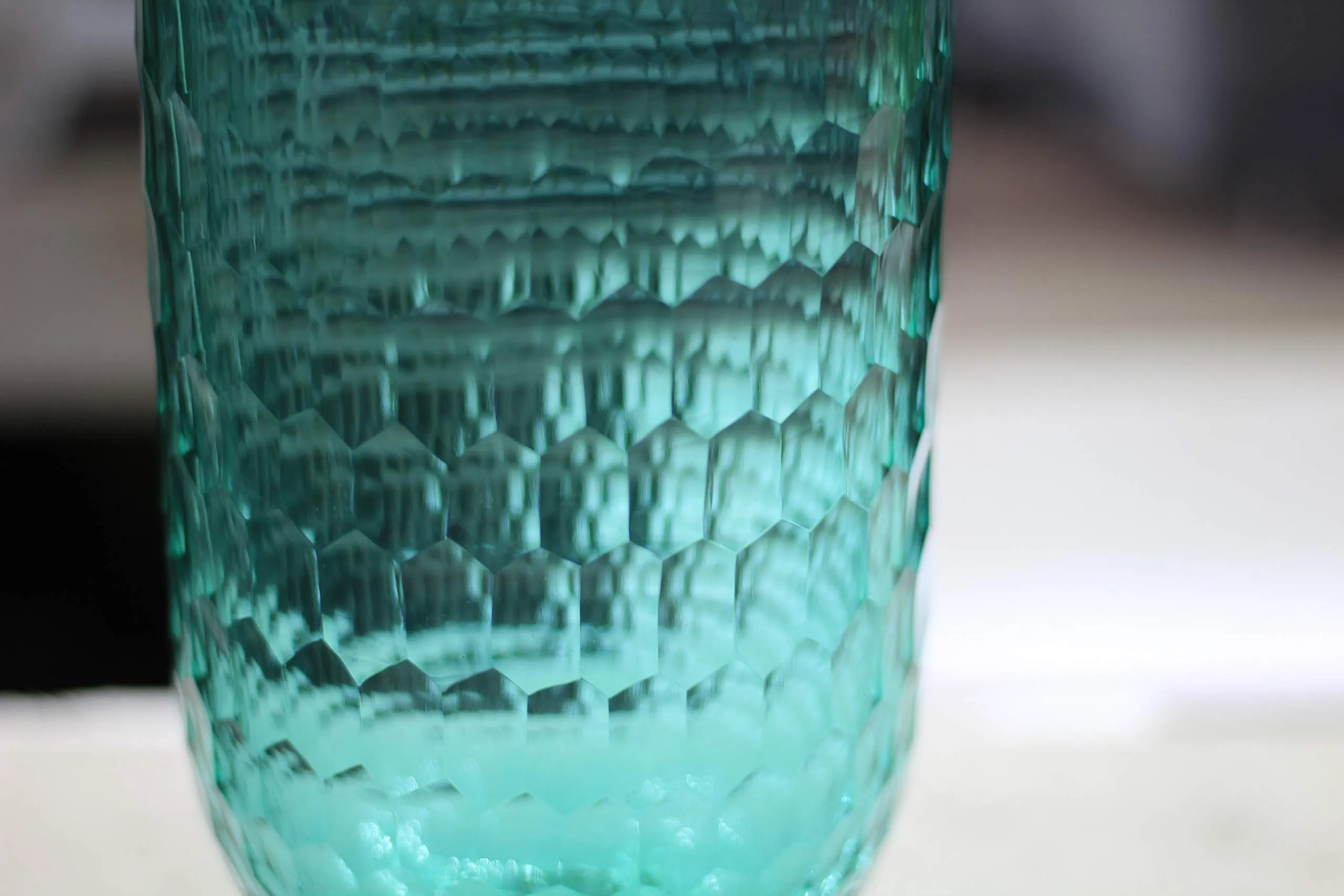 SHOBHANA ENTERPRISES Honeycomb Cut Engraved Hurricane Glass Vase for Home Décor (Aqua Blue, Size: 15 * 40 cm)